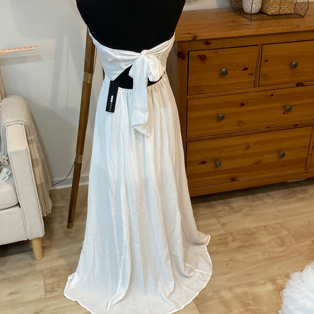 Fashion Nova white strapless dress